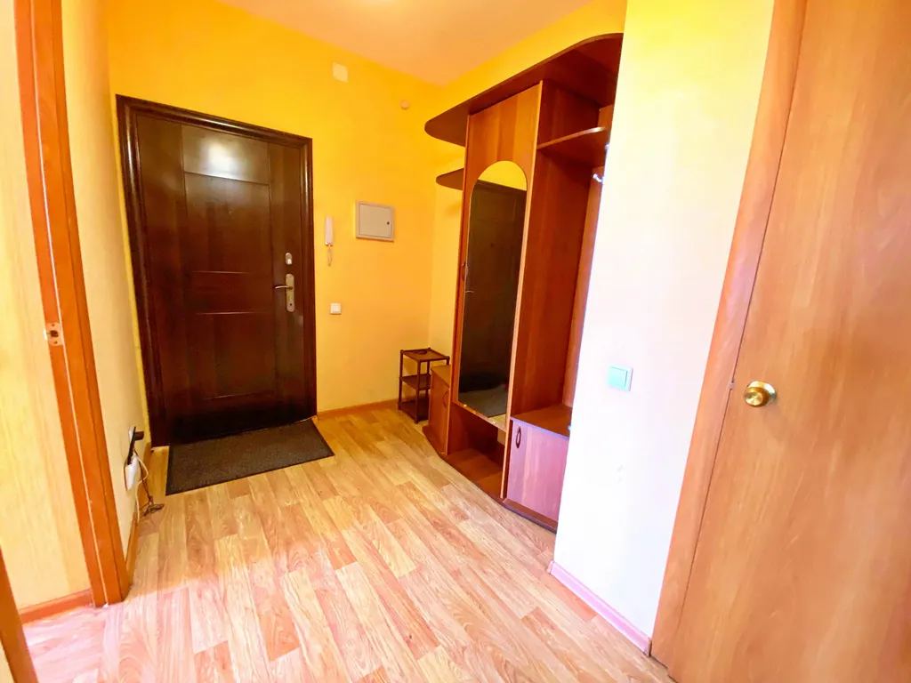 Квартира 1-комнатная квартира рядом с ТРЦ Планета — Красноярск