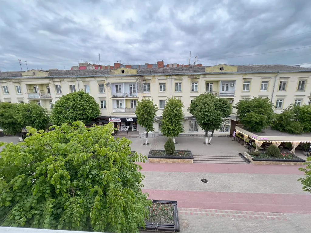 Квартира в центре вид на Орловский Арбат