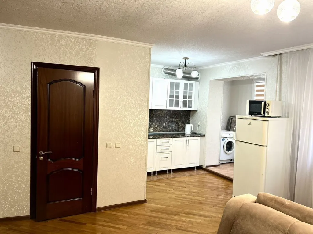 Уютная квартира на проспекте Шогенцукова, 19