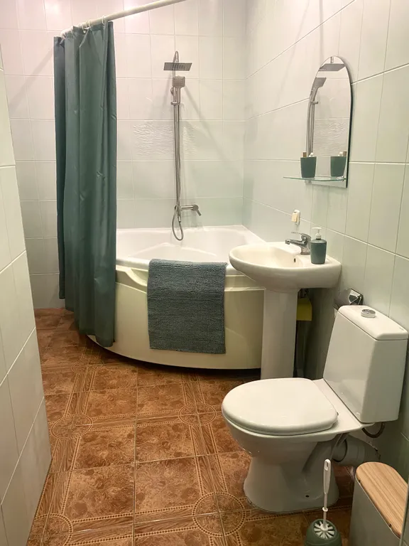 Тёплый коттедж в лесу