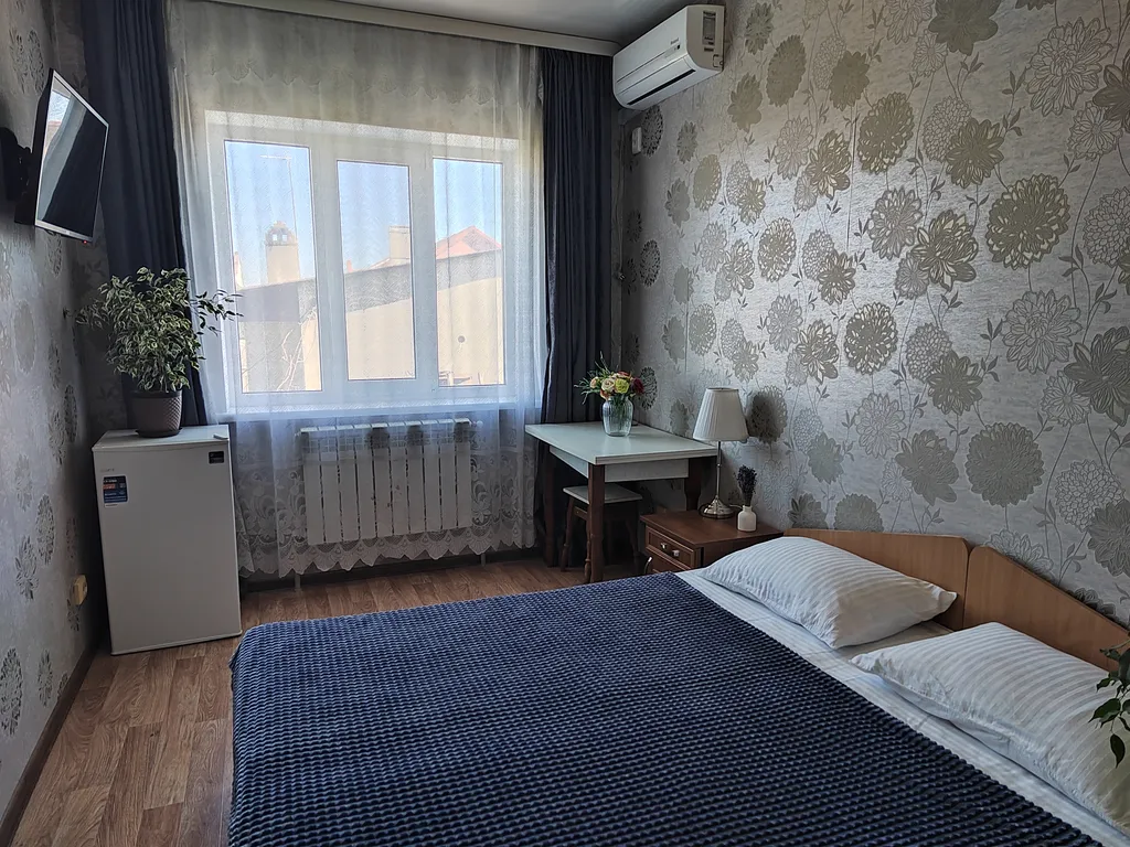 Уютный двухместный номер, с видом во двор