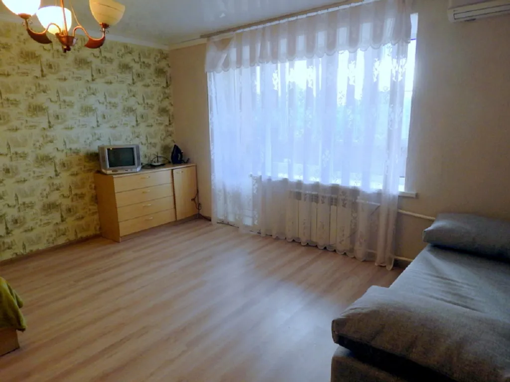 Многоквартирный дом в центре города, 1-комнатная квартира