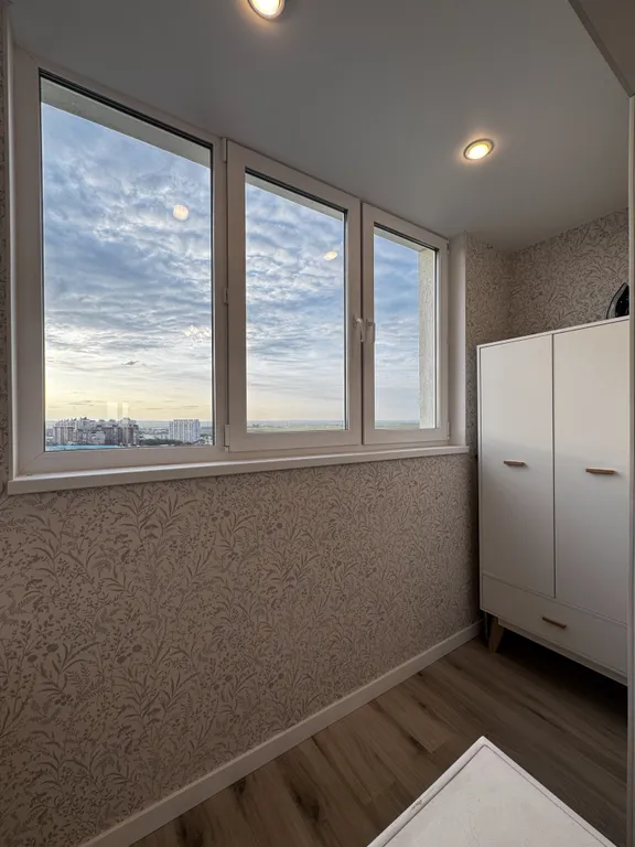 Уютная студия около города еды