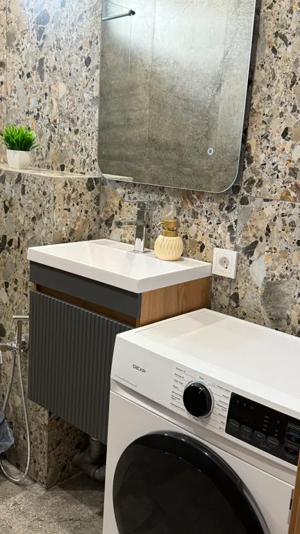 Танхаус у моря, семейный апартамент