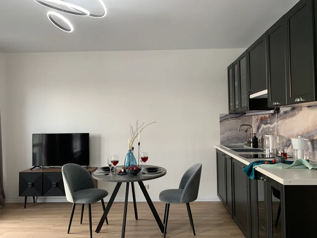 Студия с видом на закат