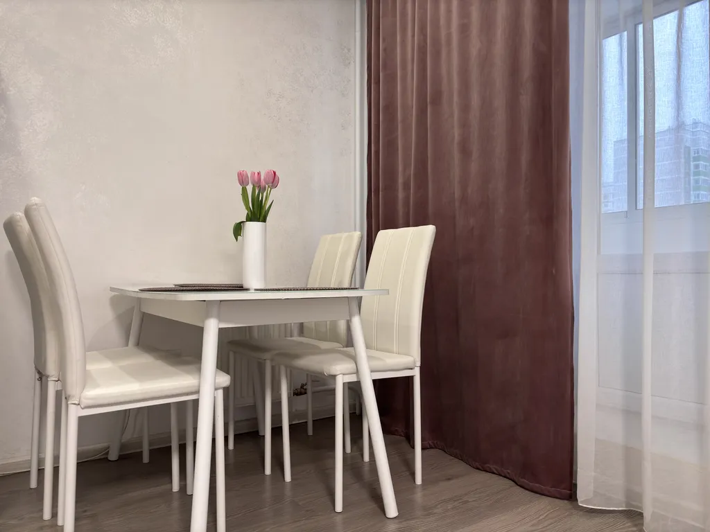 Стильная и уютная 2-к. квартира в спальном районе от Город 18