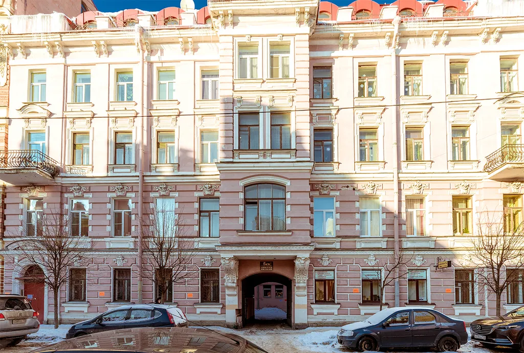 Квартира Уютная однокомнатная квартира с балконом в тихом центре Петербурга — Санкт-Петербург
