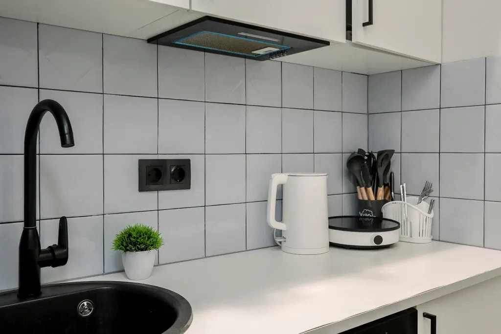 Милeйшaя студия с балконoм в центре гоpодa