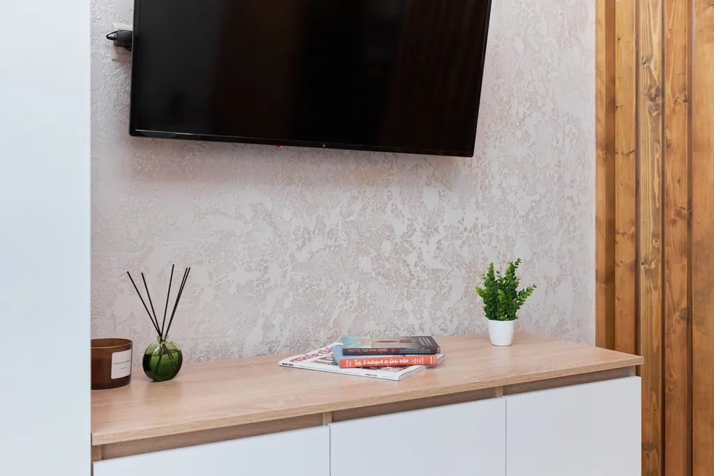 Студия с дизайнерским ремонтом