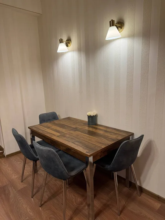 Комфортная трёшка у сквера Стамбул