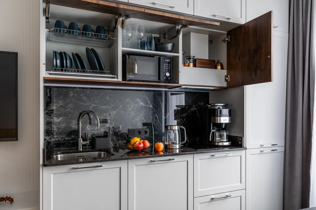 Дизайнерская новая квартира с шикарным видом на Дендропарк