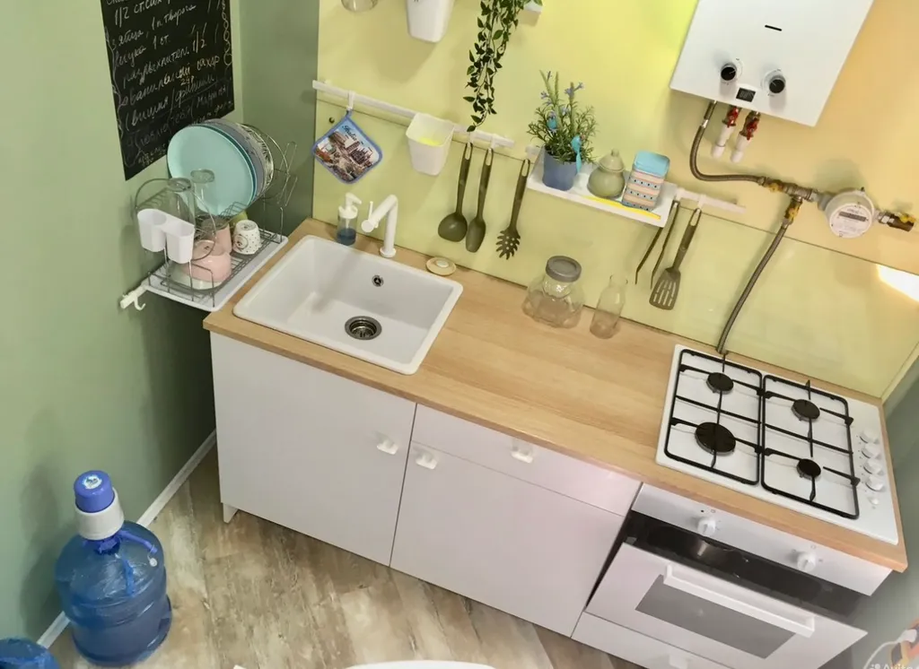 Яркая квартира на двоих в центре города