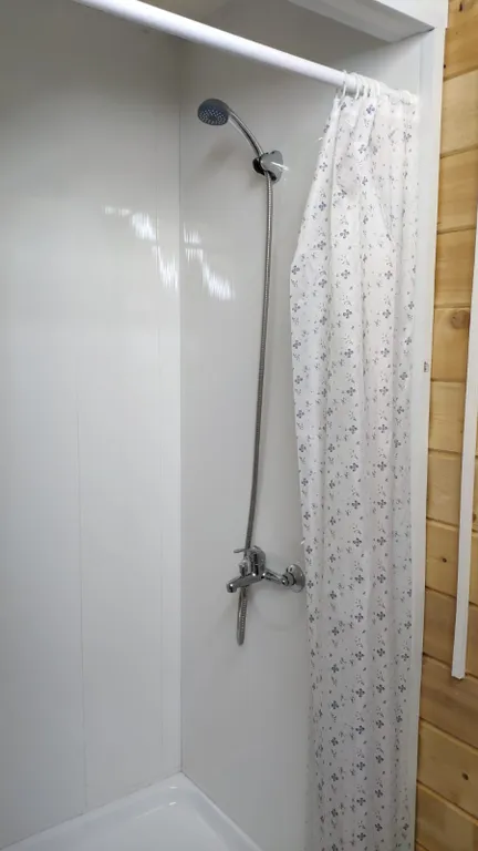 Дом №3 с видом на озеро Неро