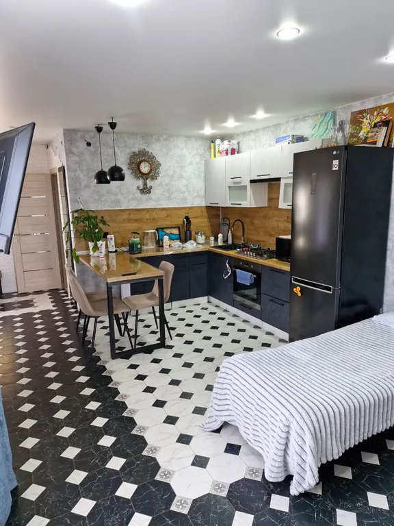 2-ух комнатная квартира на 5 человек евроремонт — аренда посуточно в Лоо