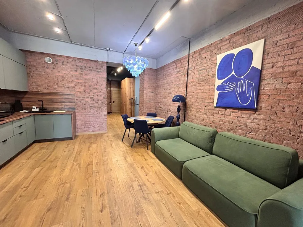 Апартаменты Лофт в самом сердце Академгородка