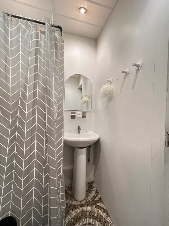 Квартира Уютная квартира в центре города, после ремонта — Гагра