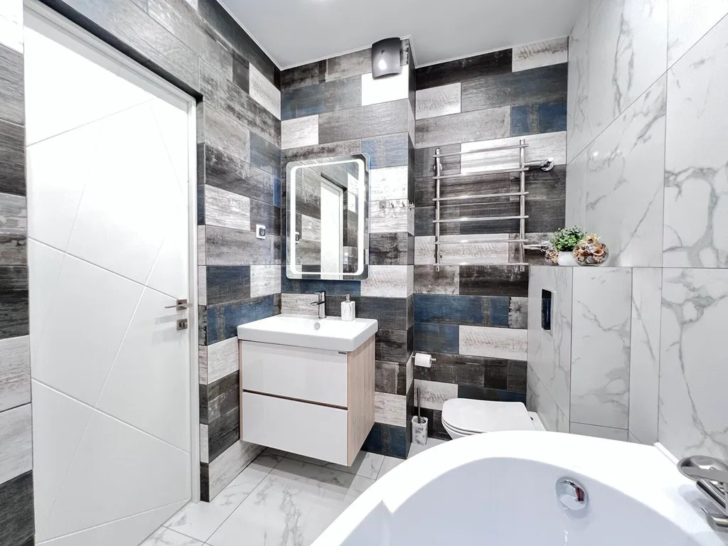 Стильная современная двушка центр