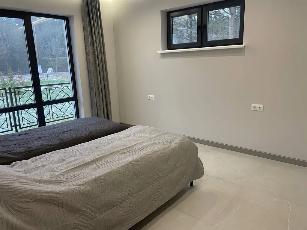 Для компании 6-8 человек Статусный современный гостевой дом