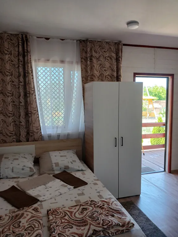 Коттедж Однокомнатный домик — Кучугуры