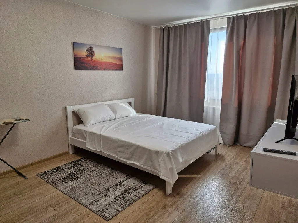 Светлая квартира по трассе М-4, рядом с Областной больницей и роддомом