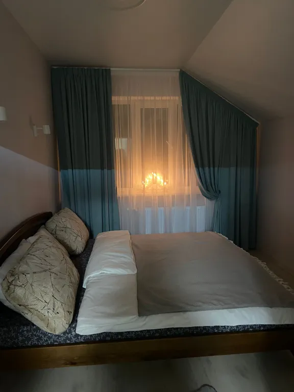 Коттедж с теплым бассейном и баней на дровах