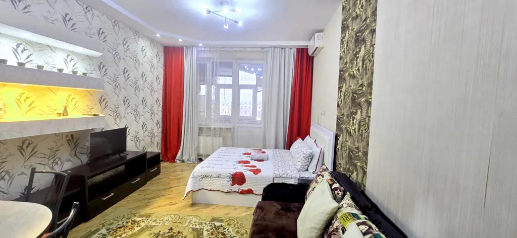 Однокомнатная в золотом квадрате