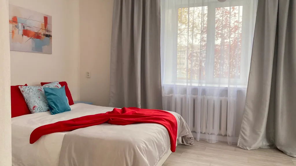 Алая квартира у парка — аренда посуточно в Муром