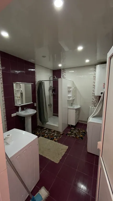 Коттедж Дом в лесу с баней и бассейном — Веселое