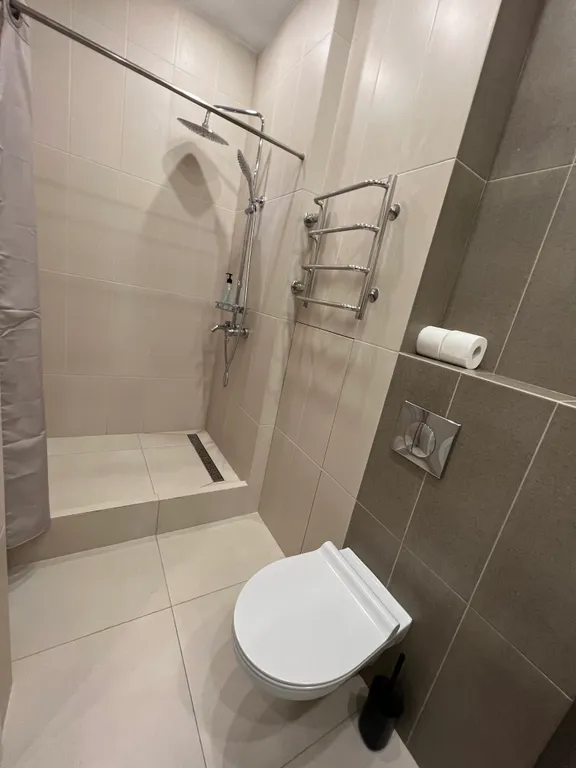 Красивая студия в центре, рядом Белоусовский парк