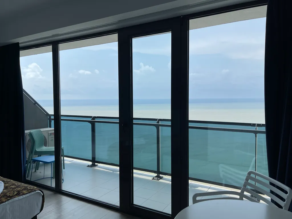 Уютные апартаменты с видом на море