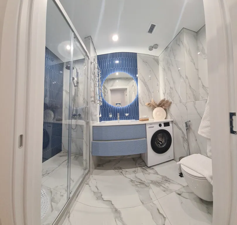 Квартира Дизайнерская квартира-студия у моря с видом на бассейн — Севастополь