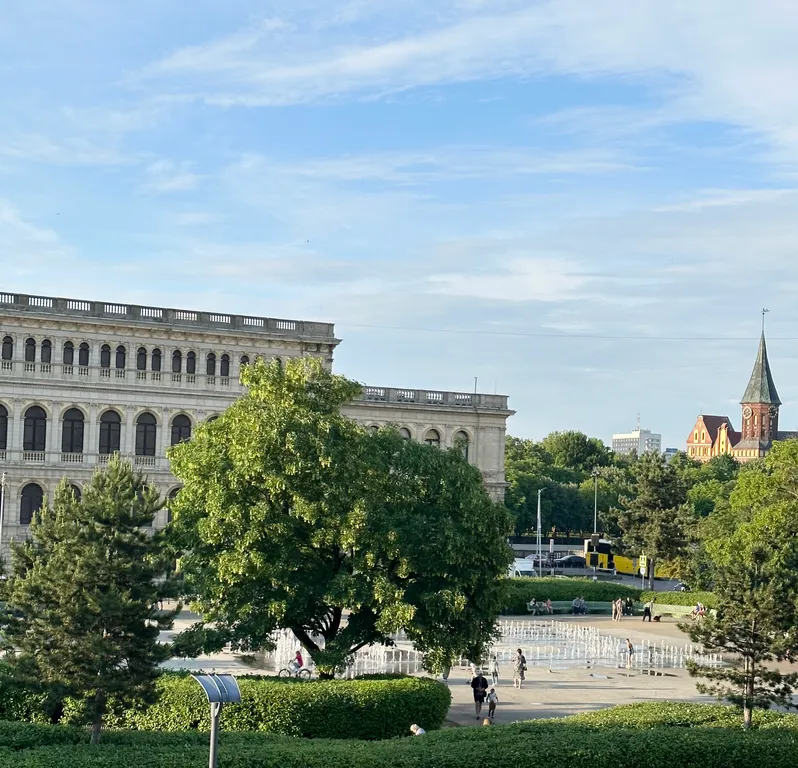 Квартира Уютная двухкомнатная квартира с видом на собор Канта — Калининград