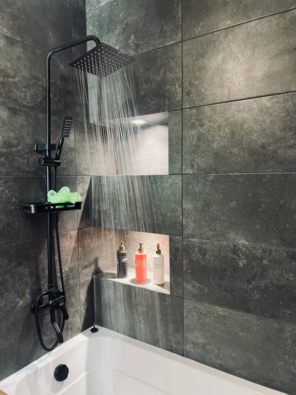 2-комнатная квартира комфорт класса возле аэропорта