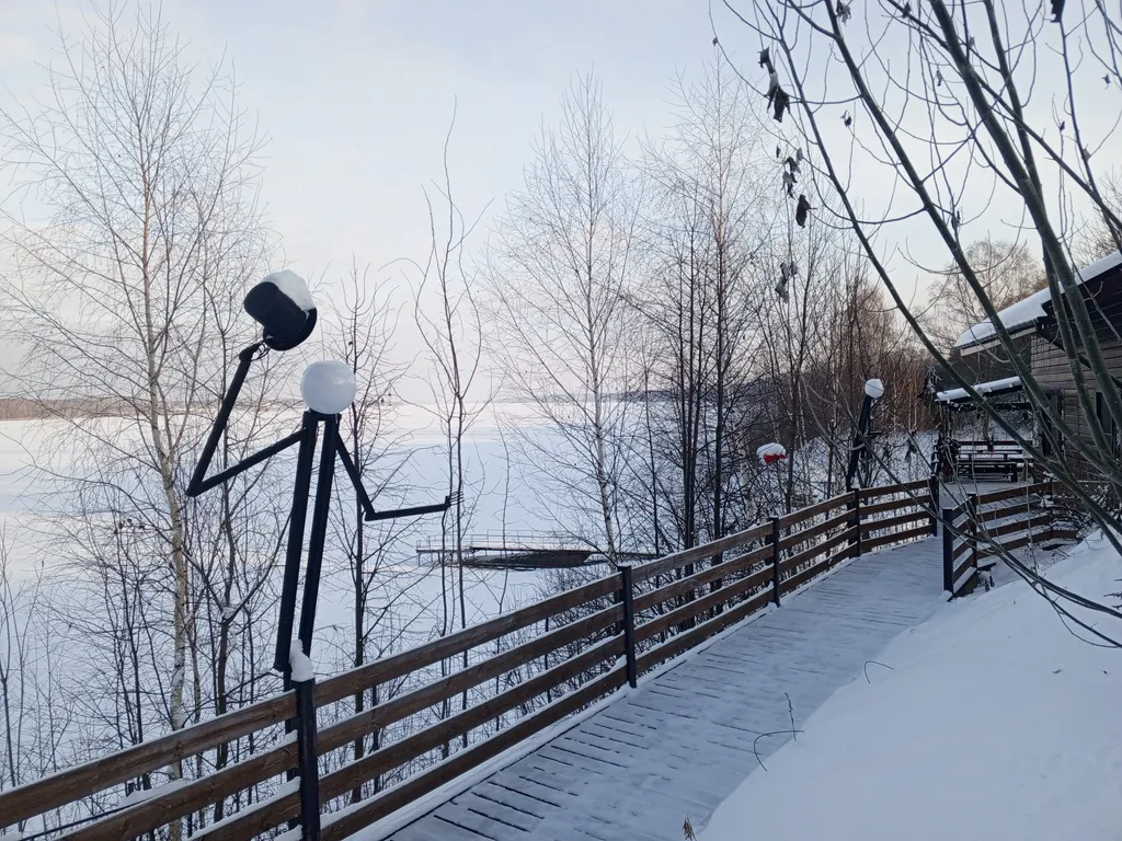 Парящий дом на Волге