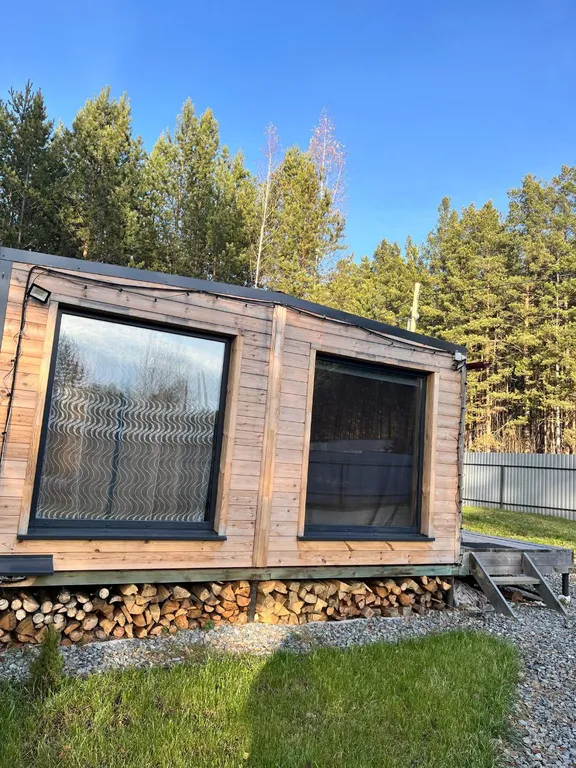 Домик с чаном в лесу