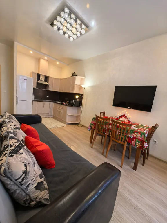 Квартира Евродвушка на набережной с видом на Собор для четверых — аренда посуточно в Архангельск