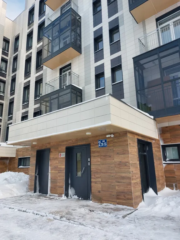 Уютная квартира с панорамными окнами в центре Иннополиса