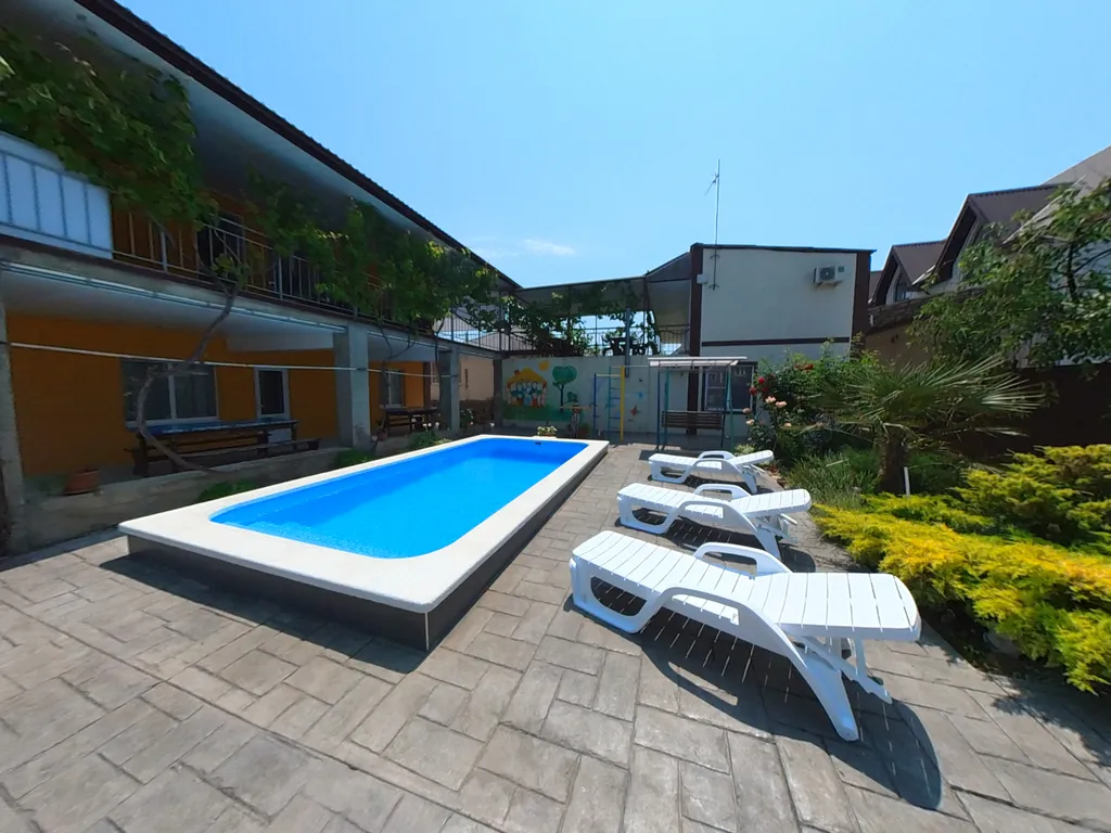 Квартира студия с террасой