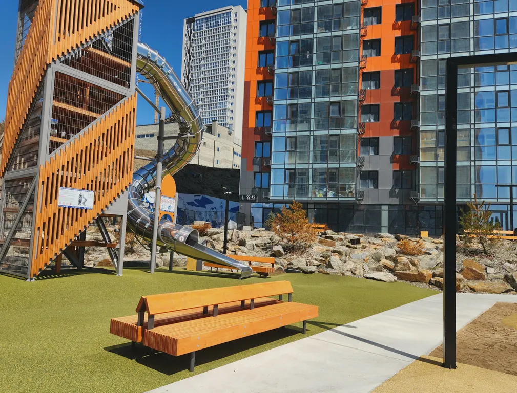 Уютная квартира в новом доме+парковка+удобное расположение