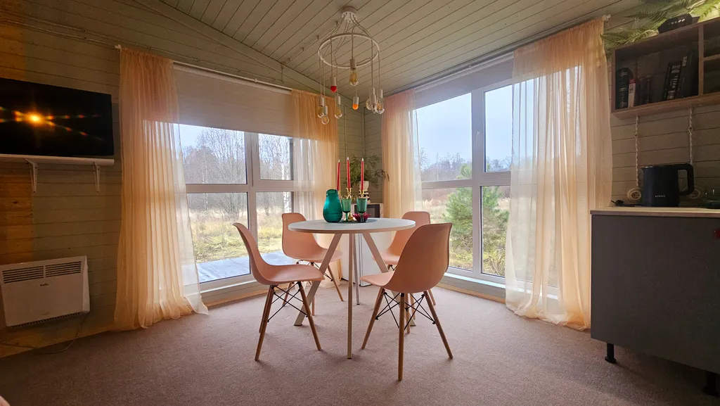 Дом на лугу