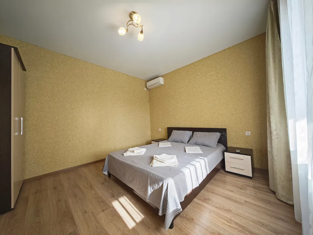 Квартира Двухкомнатный семейный номер в гостевом доме Софианна в голубой бухте — аренда посуточно в Геленджик