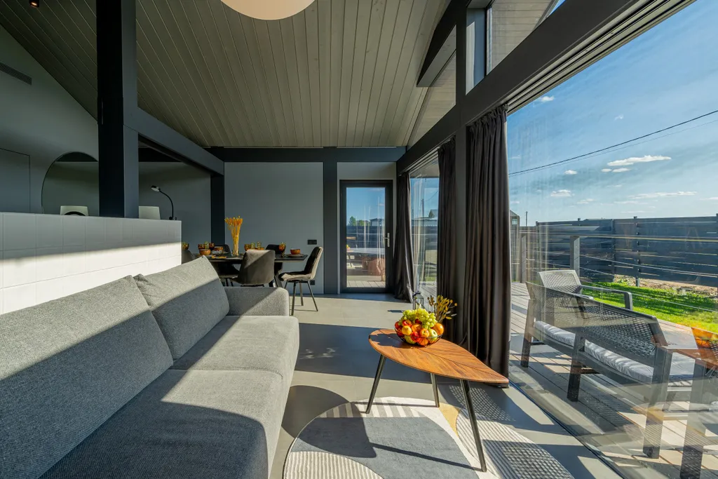 Янтарный дом в Загородном клубе у Плещеева озера