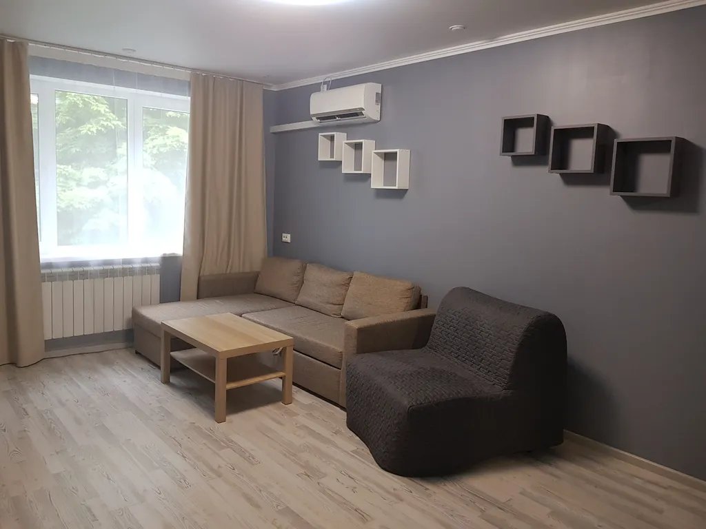 Квартира на набережной