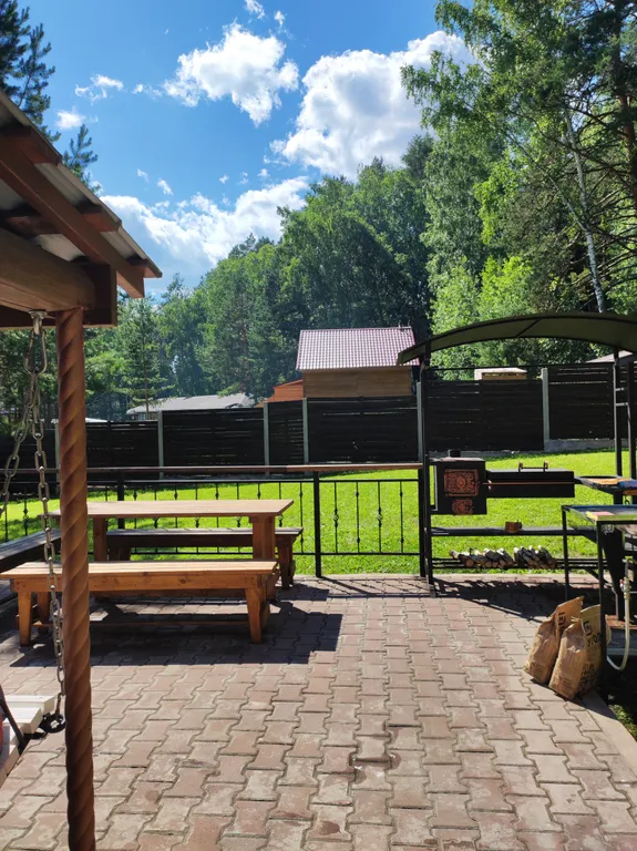 Уютный дом с камином и кедровой баней-бочкой на дровах