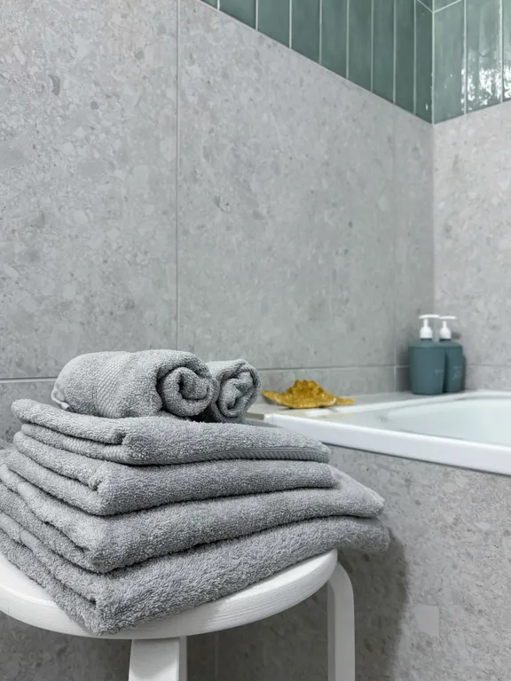 Атмосферная квартира с уникальным дизайном и проектором для фильмов