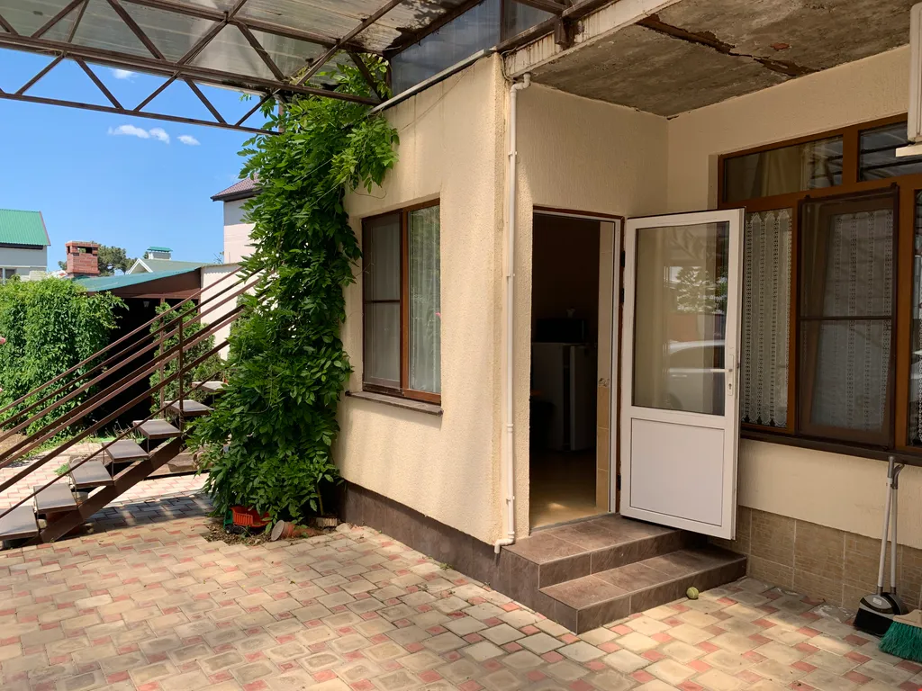 Квартира Квартира Четырёхместный номер 1 на третьем этаже — Геленджик