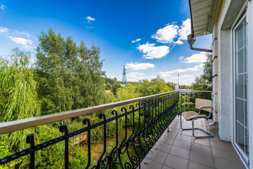 Коттедж Дом с бассейном и сауной — Апрелевка