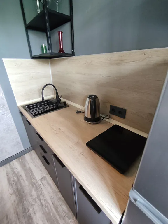 Однокомнатная квартира на полуострове Эгершельд рядом с Владивостокским Портом