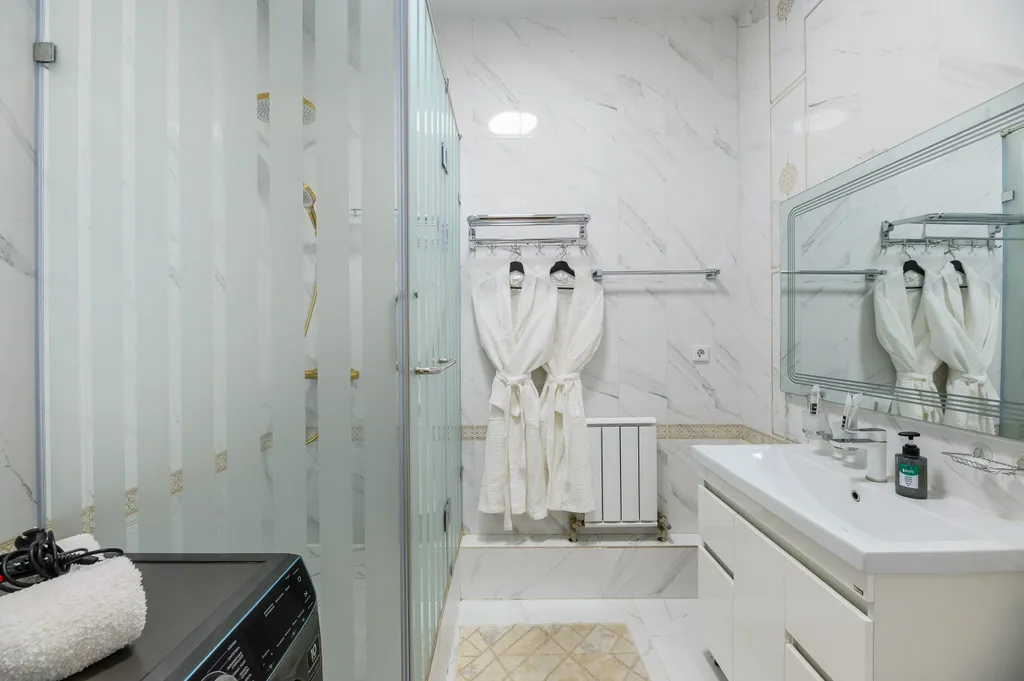 Трехкомнатная квартира с видом на горы в центре города