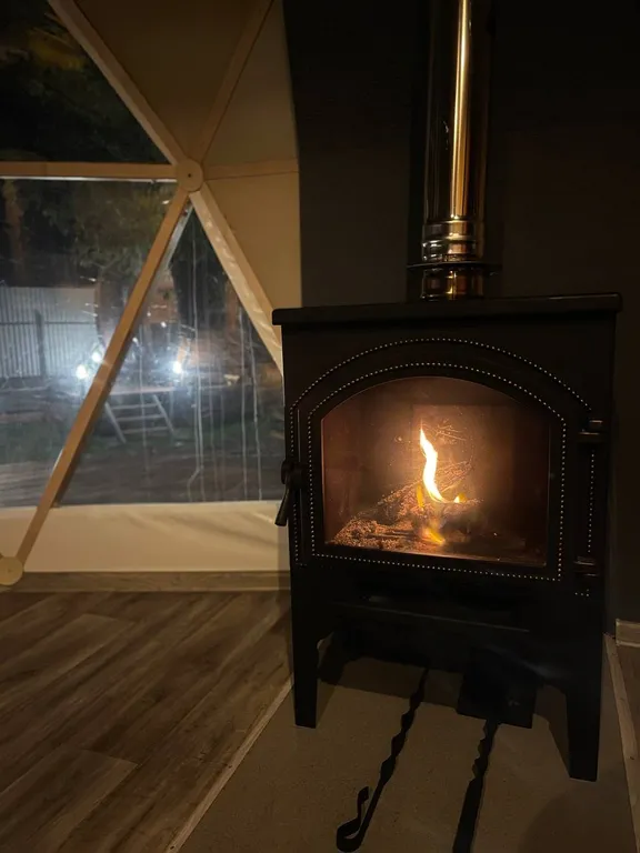 Дом-купол в загородном комплексе